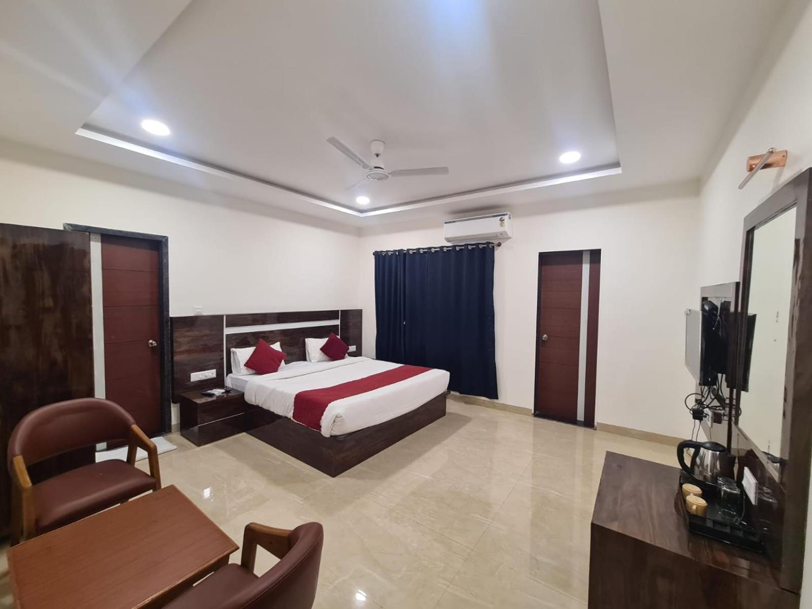 Hill View Hotel By Bil Lonavala Exterior foto